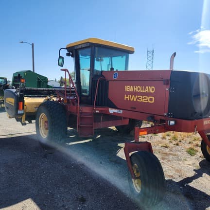 Image of New Holland HW320 equipment image 3