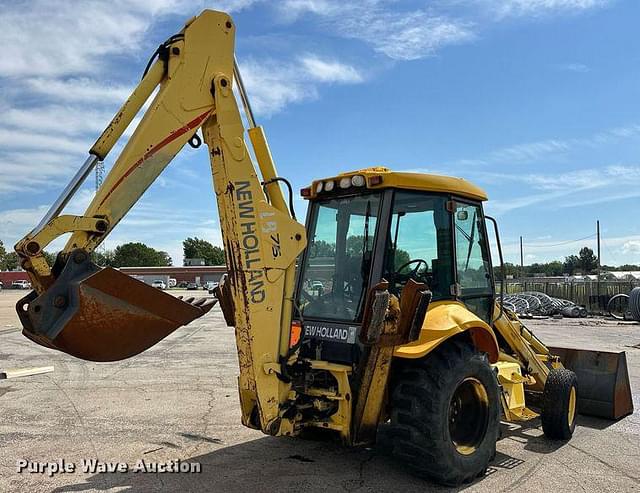 Image of New Holland LB75B equipment image 4