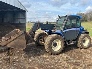 Main image New Holland LM435A