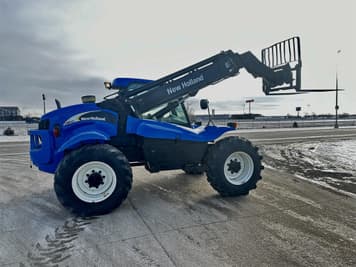 Main image New Holland LM445A