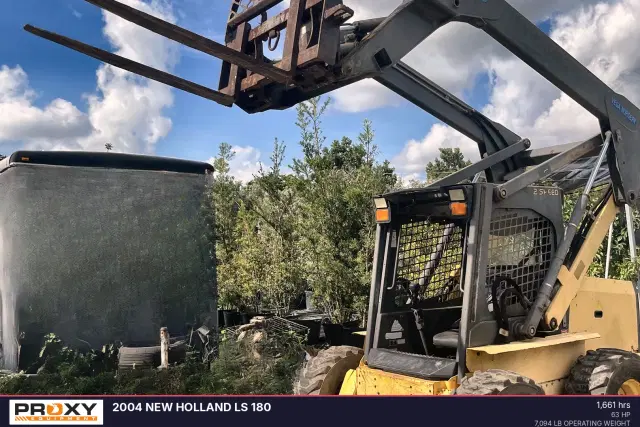 Image of New Holland LS180 equipment image 3