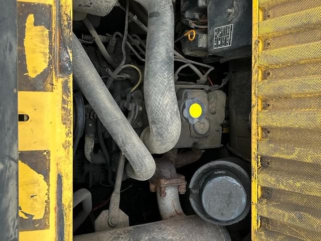 Image of New Holland LS150 equipment image 4