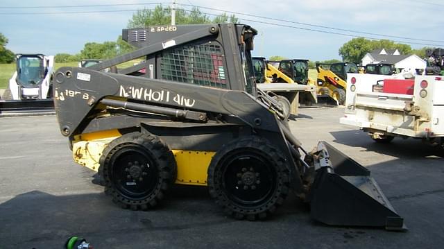 Image of New Holland LS185B equipment image 2