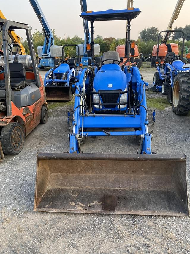 Image of New Holland TC33DA equipment image 2