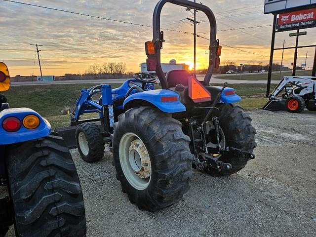 Image of New Holland TC45DA equipment image 3