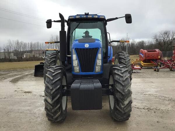 Image of New Holland TG255 equipment image 4