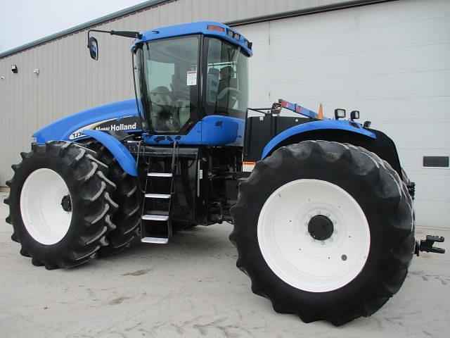 Image of New Holland TJ375 equipment image 4