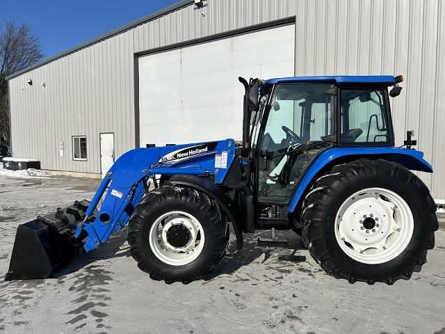 Image of New Holland TL100 equipment image 2