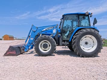 Main image New Holland TL100A