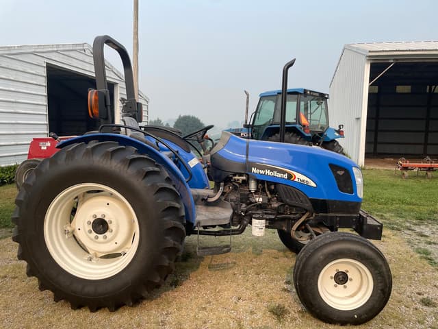 Image of New Holland TN60A equipment image 3