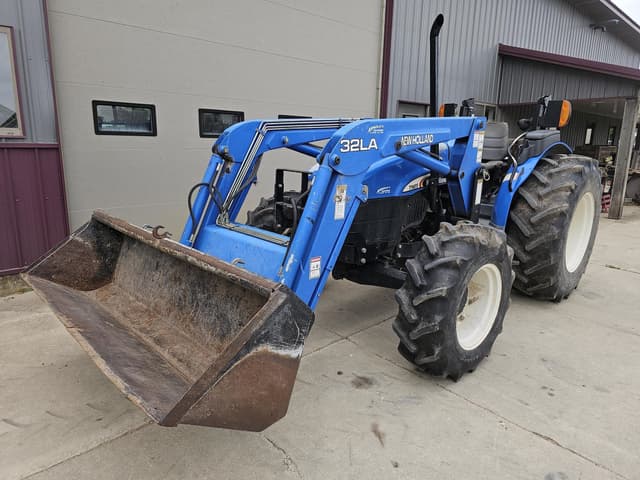 Image of New Holland TN65 equipment image 2