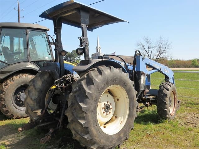 Image of New Holland TN75SA equipment image 3