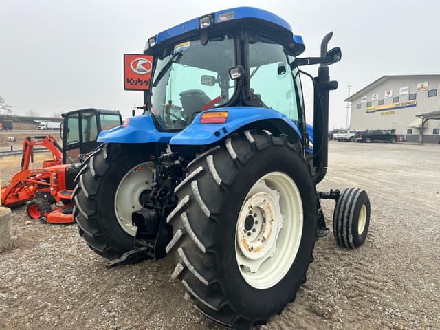 Image of New Holland TS100A equipment image 4
