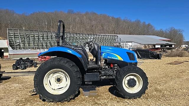 Image of New Holland TS100A equipment image 2