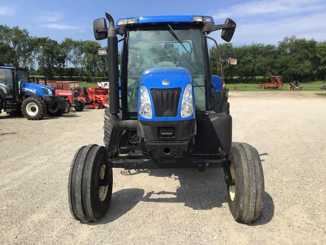 Image of New Holland TS115A equipment image 4