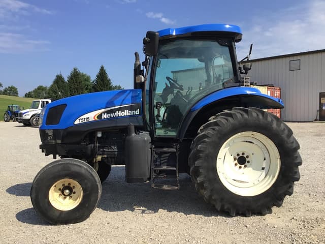 Image of New Holland TS115A equipment image 3