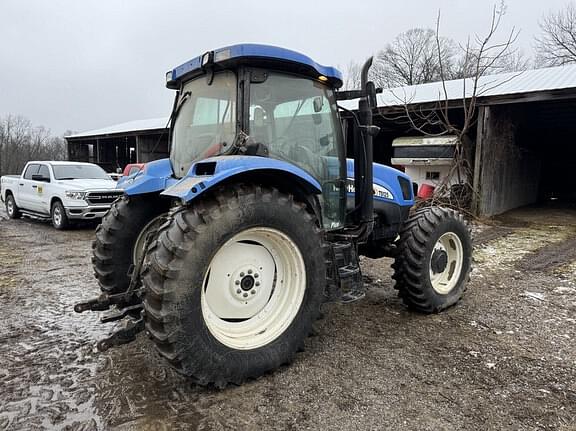 Image of New Holland TS125A equipment image 4