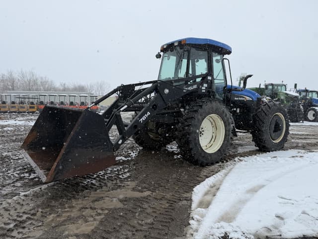 Image of New Holland TV145 equipment image 4