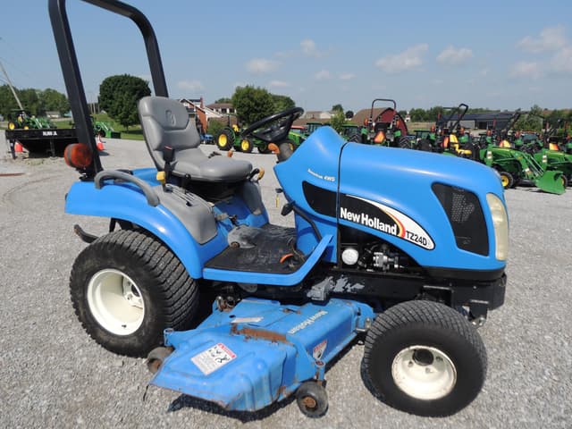 Image of New Holland TZ24DA equipment image 2