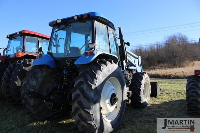 Image of New Holland TM140 equipment image 2