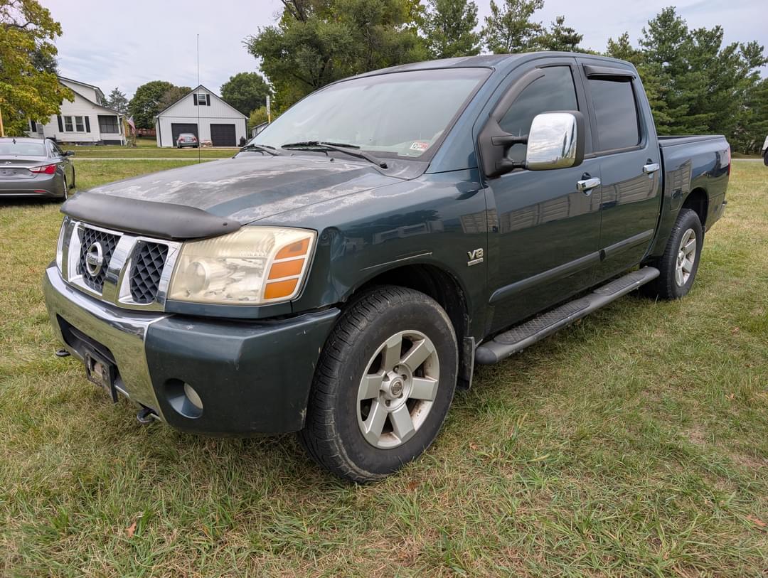 Image of Nissan Titan Primary image