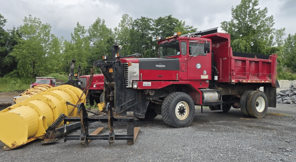 Image of Oshkosh P-2526 Primary image