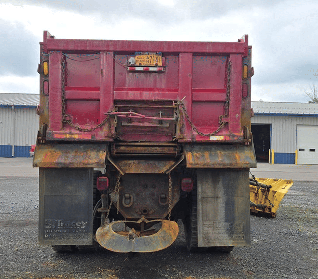 Image of Oshkosh P-2526 equipment image 2