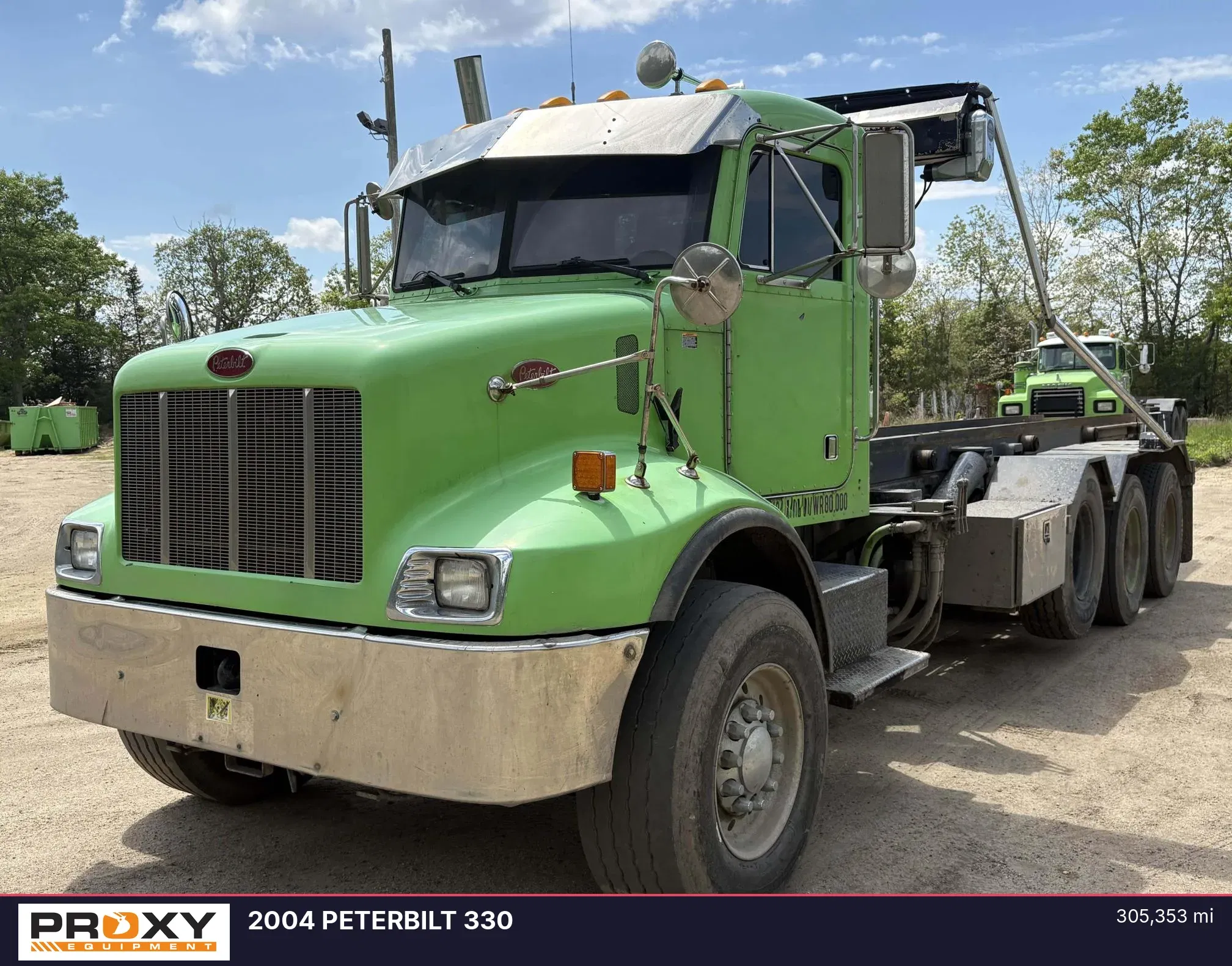 2004 Peterbilt 330 Equipment Image0