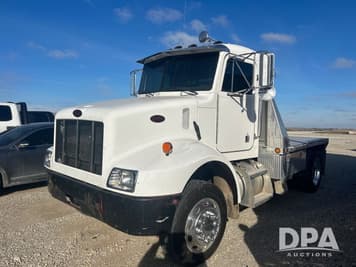 Main image Peterbilt 330