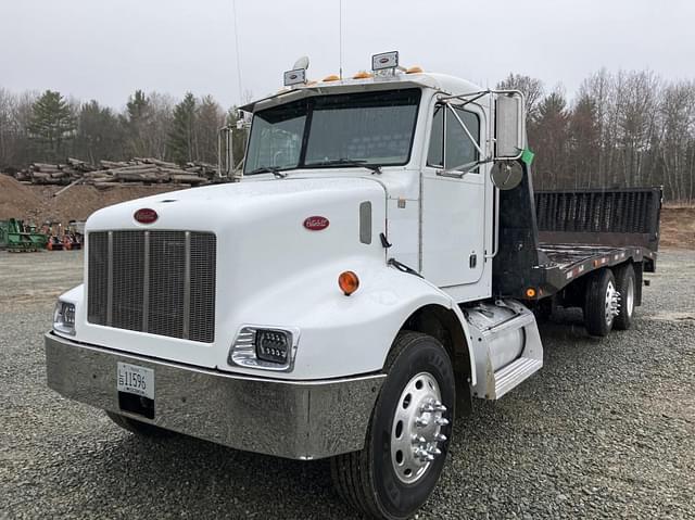 Image of Peterbilt 330 equipment image 4
