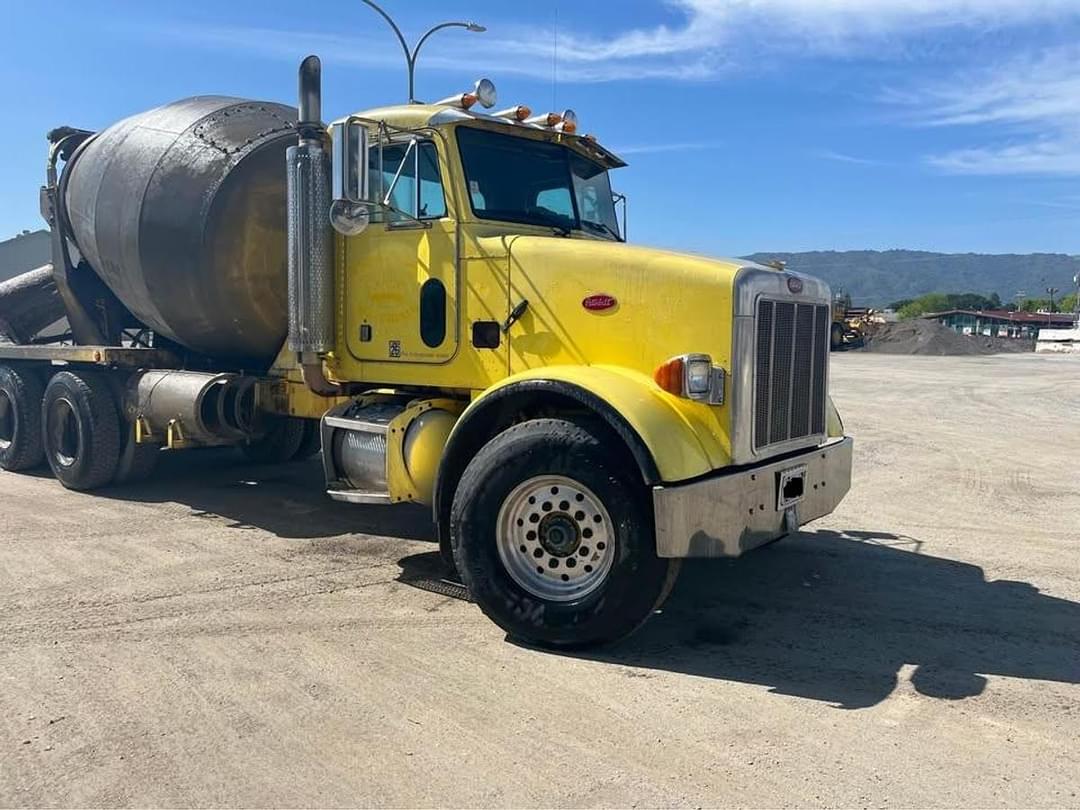 Image of Peterbilt 357 Primary image
