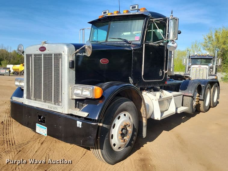 Image of Peterbilt 357 Primary image