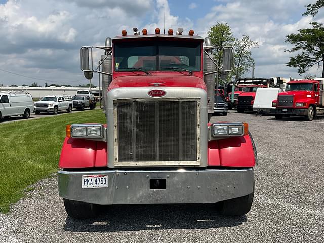 Image of Peterbilt 357 equipment image 1