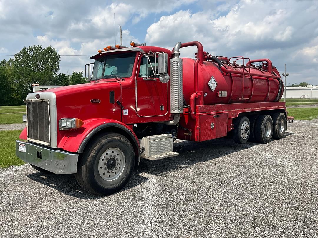Image of Peterbilt 357 Primary image