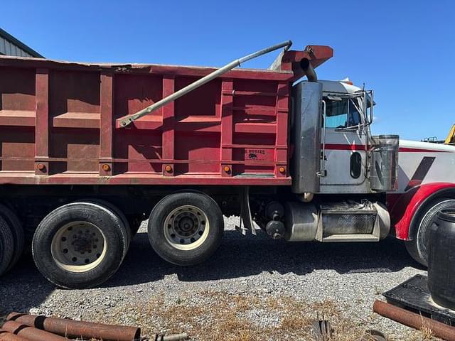 Image of Peterbilt 378 equipment image 4