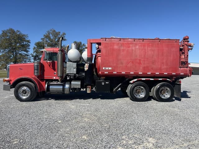 Image of Peterbilt 378 equipment image 1
