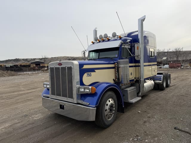 Image of Peterbilt 379 equipment image 1