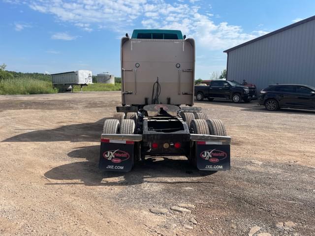 Image of Peterbilt 379 equipment image 3