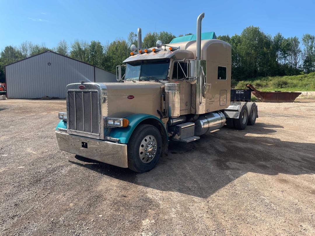 Image of Peterbilt 379 Primary image