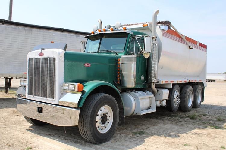 2004 Peterbilt 379 Equipment Image0