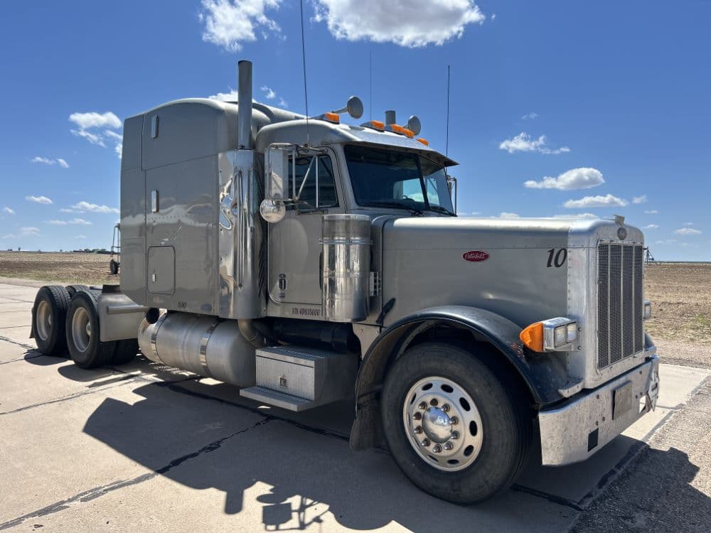 Image of Peterbilt 379 Primary image