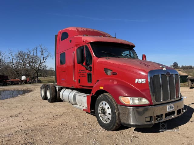 Image of Peterbilt 387 equipment image 1