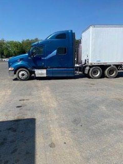 Image of Peterbilt 387 equipment image 1