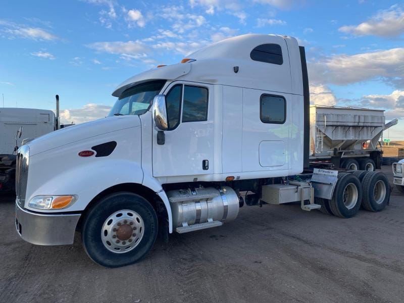 Main image Peterbilt 387