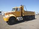 2004 Peterbilt 330 Image