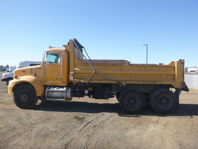 Image of Peterbilt PB330 equipment image 4