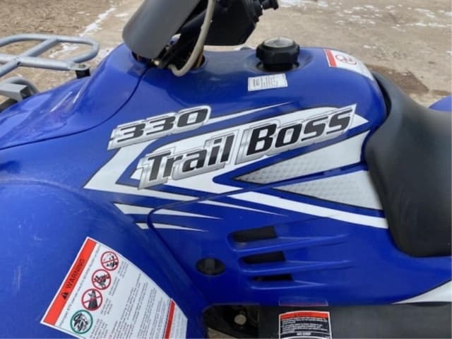 Image of Polaris Trail Boss 330 equipment image 1