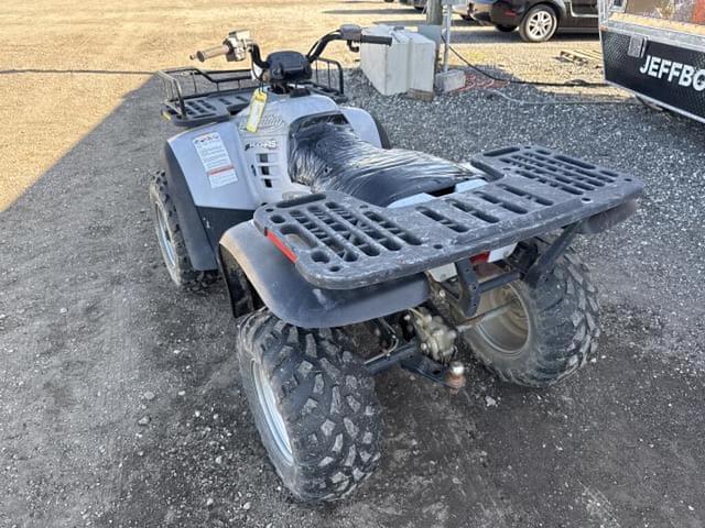 Image of Polaris Magnum 330 equipment image 1