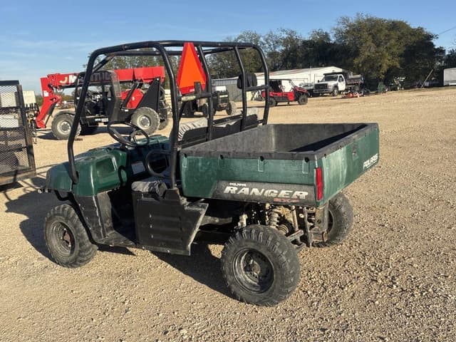 Image of Polaris Ranger 400 equipment image 2