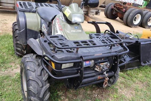 Image of Polaris Sportsman 700 equipment image 1